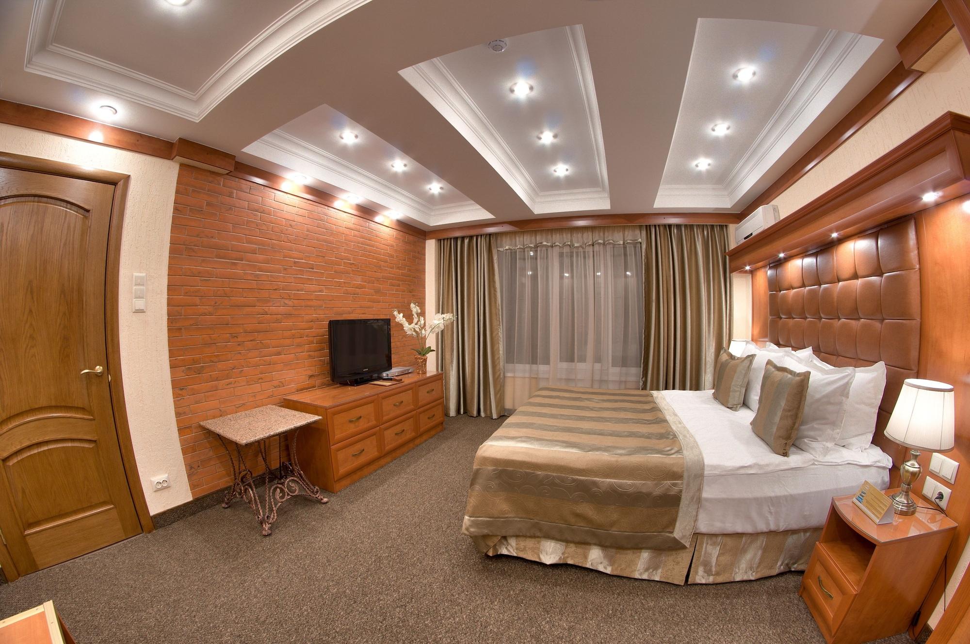 Hotel Uyut Almaty Bagian luar foto